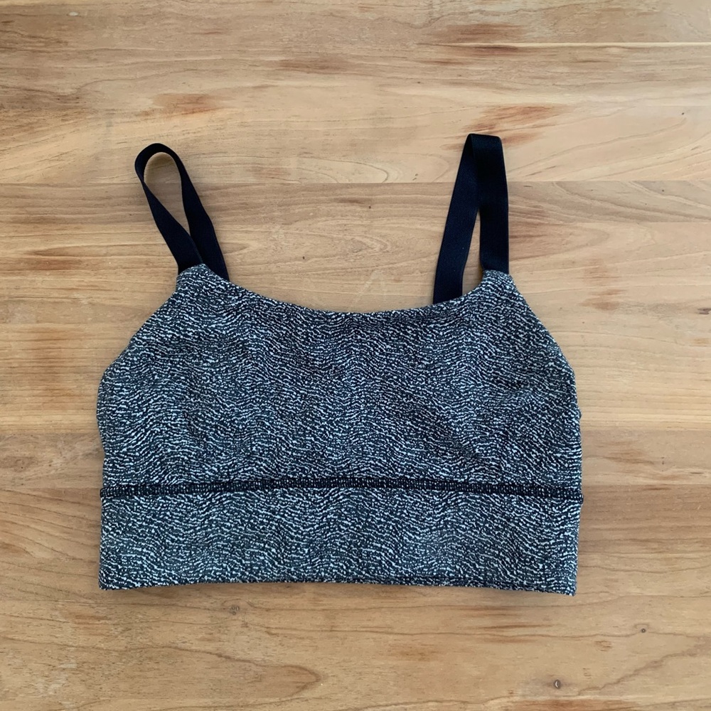 Lululemon sports bra